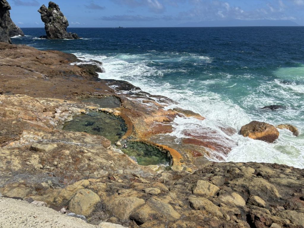 硫黄島の東温泉